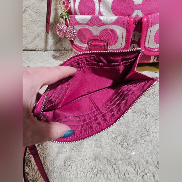 💖Coach Pink, Silver and White Shoulder Bag SET w/Wallet, Cherry Charm & Hanger - Picture 10 of 16